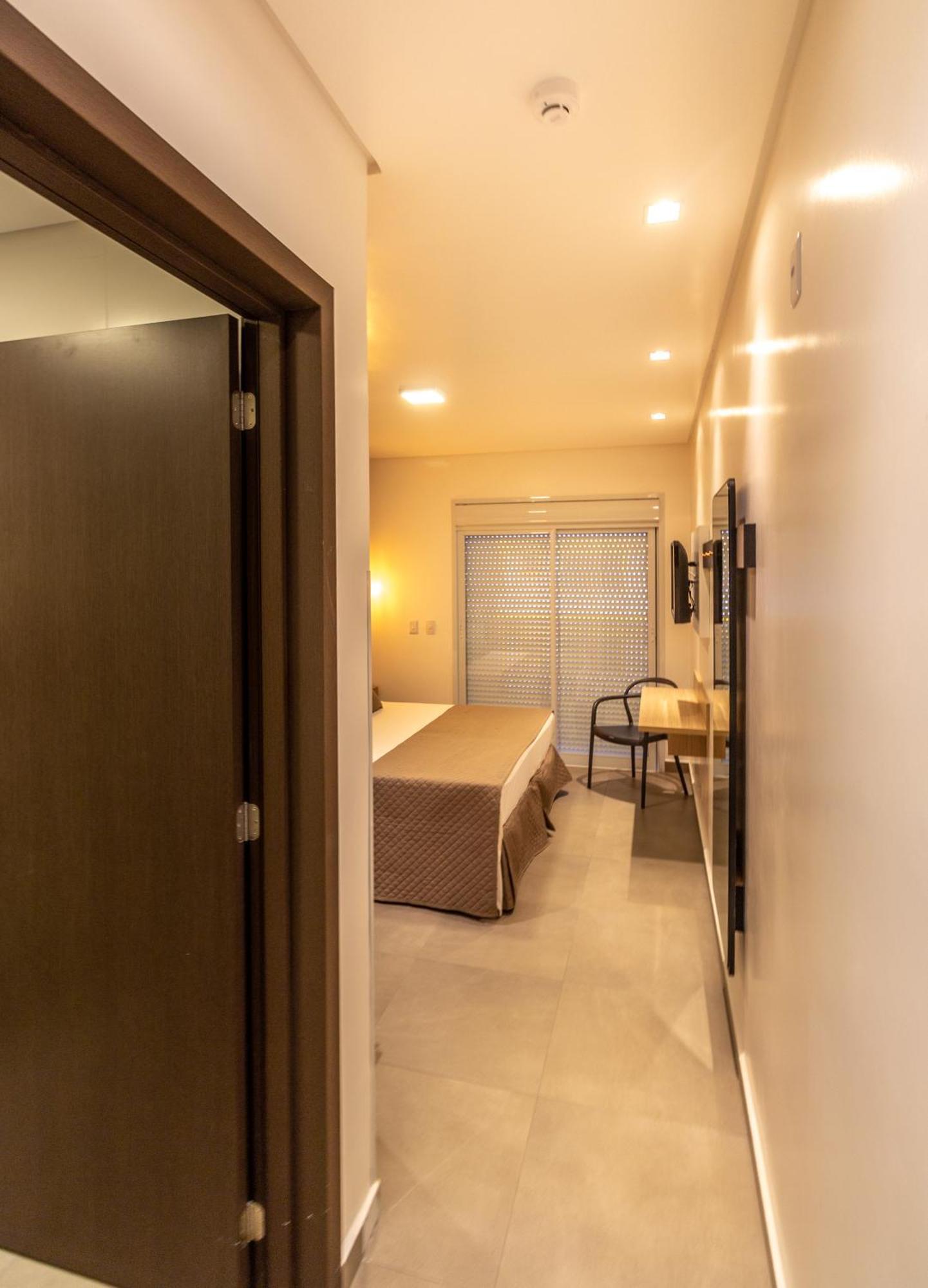 Hotel & Pousada Favareto Florianopolis Bilik gambar